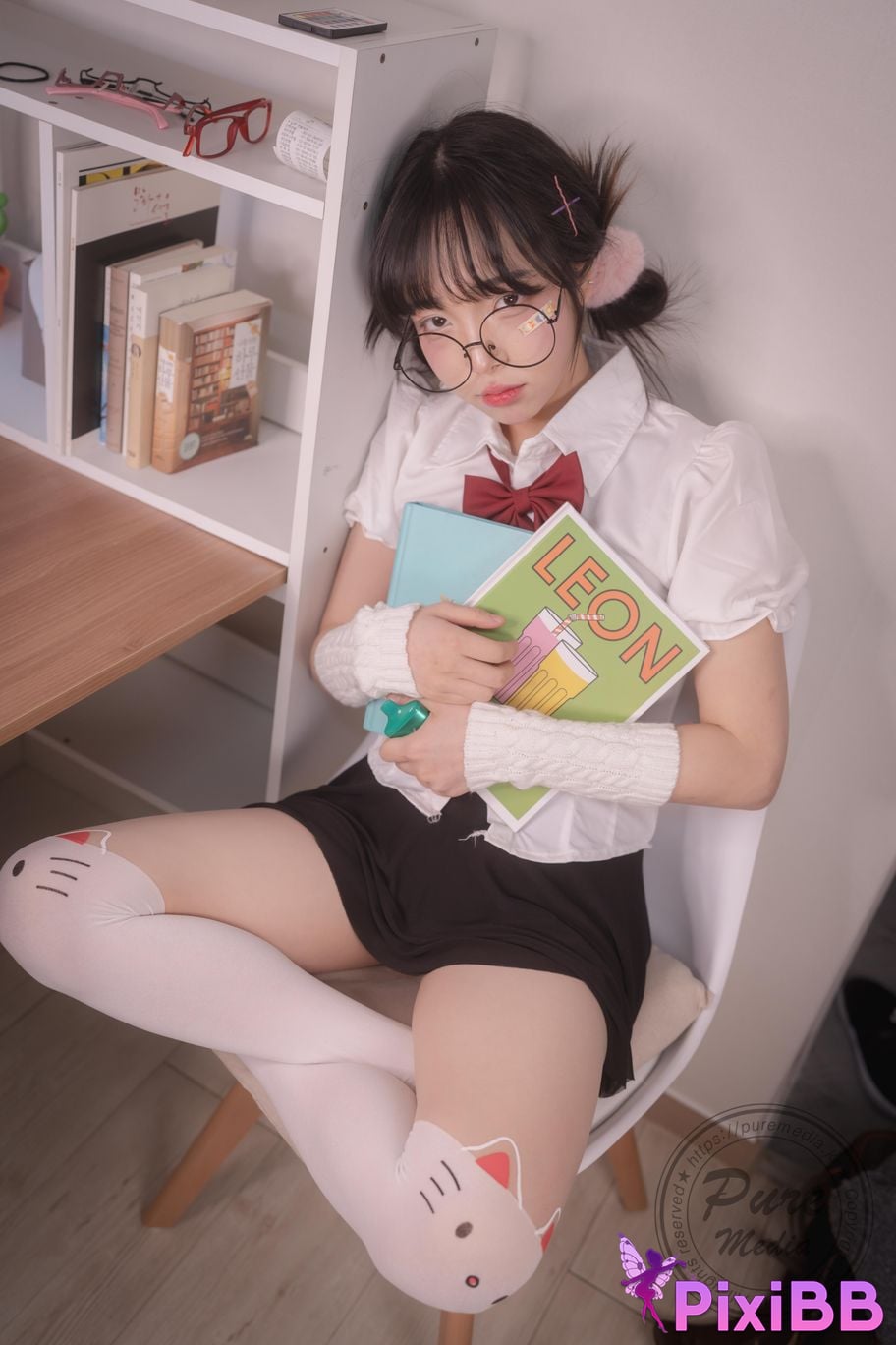 Pure Media Vol.276 Jelly Girl Trapped in a Rooftop Room PixiBB.COM 072