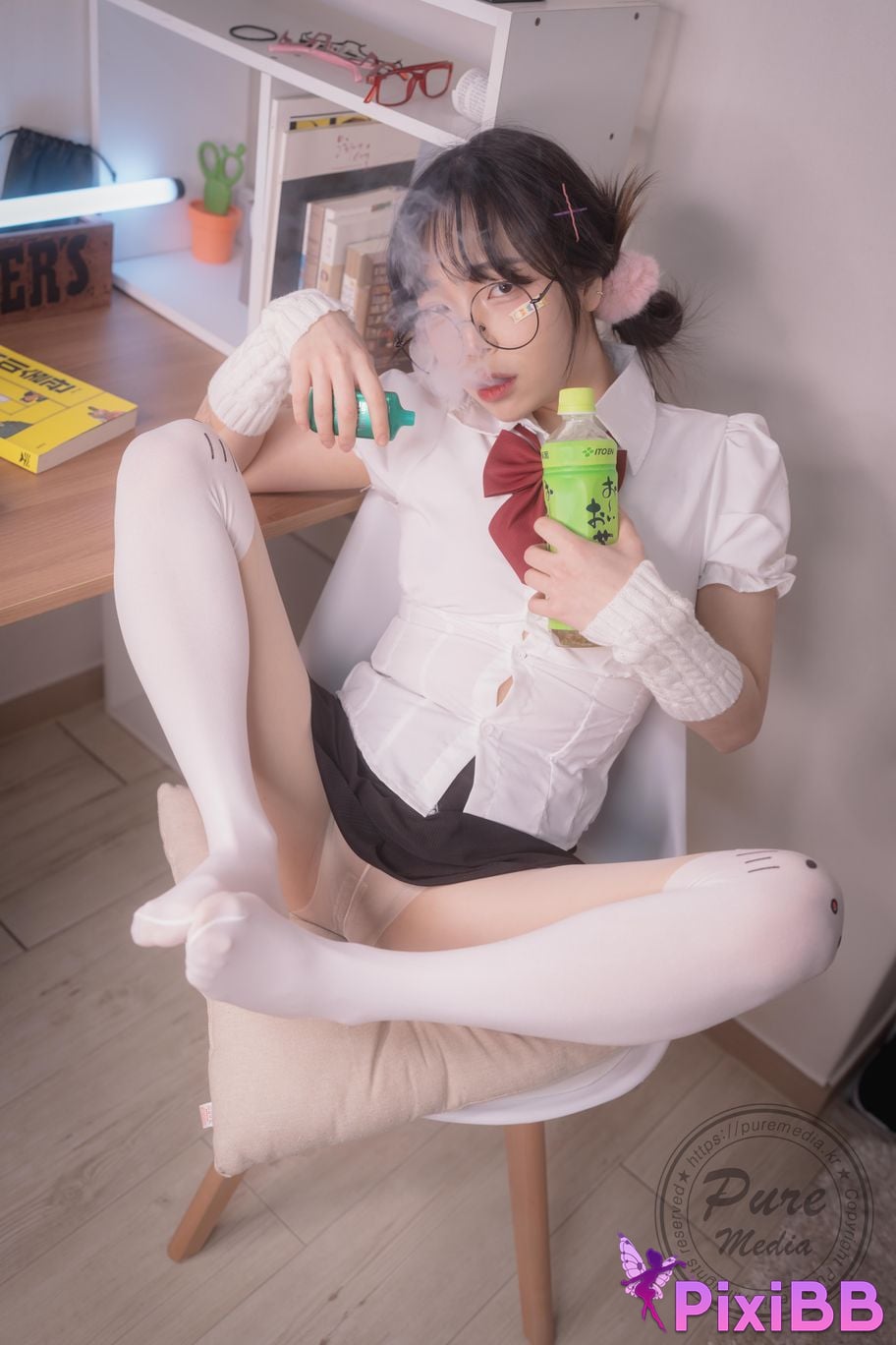 Pure Media Vol.276 Jelly Girl Trapped in a Rooftop Room PixiBB.COM 073