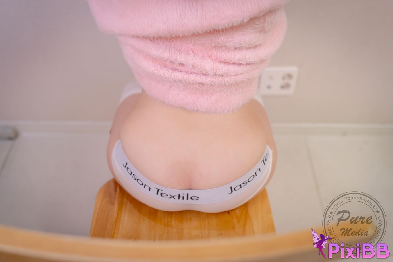 Pure Media Vol.266 Jelly Cutie Rabbit and Pink Hole PixiBB.COM 047