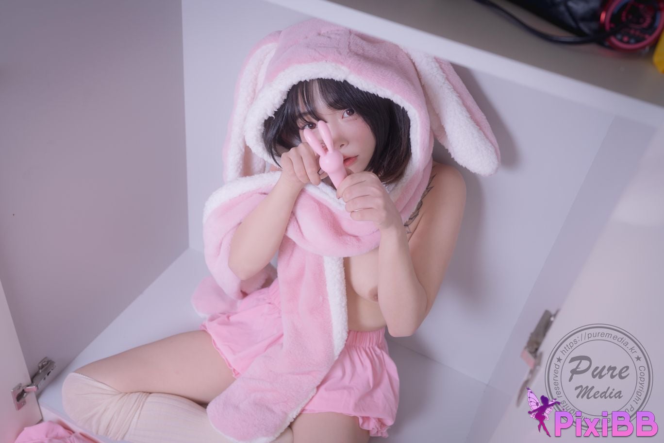 Pure Media Vol.266 Jelly Cutie Rabbit and Pink Hole PixiBB.COM 159