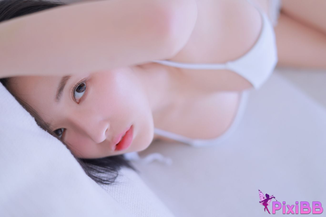 Yeon Hwa Pure White Girl PixiBB.COM 083