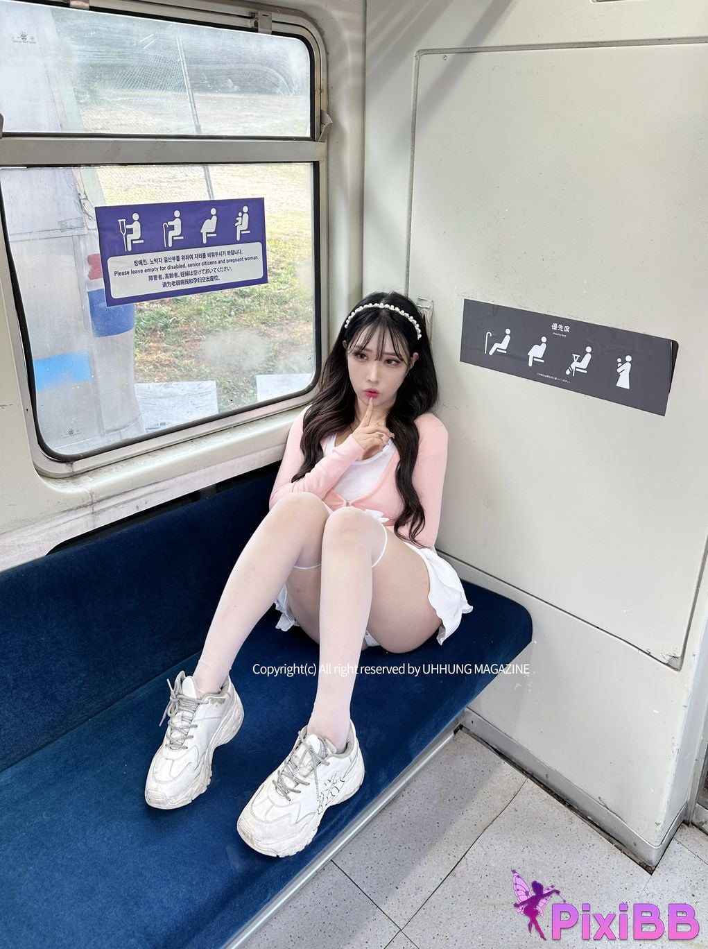 UHHUNG MAGAZINE Hani The Girlfriend on The Subway PixiBB.COM 017