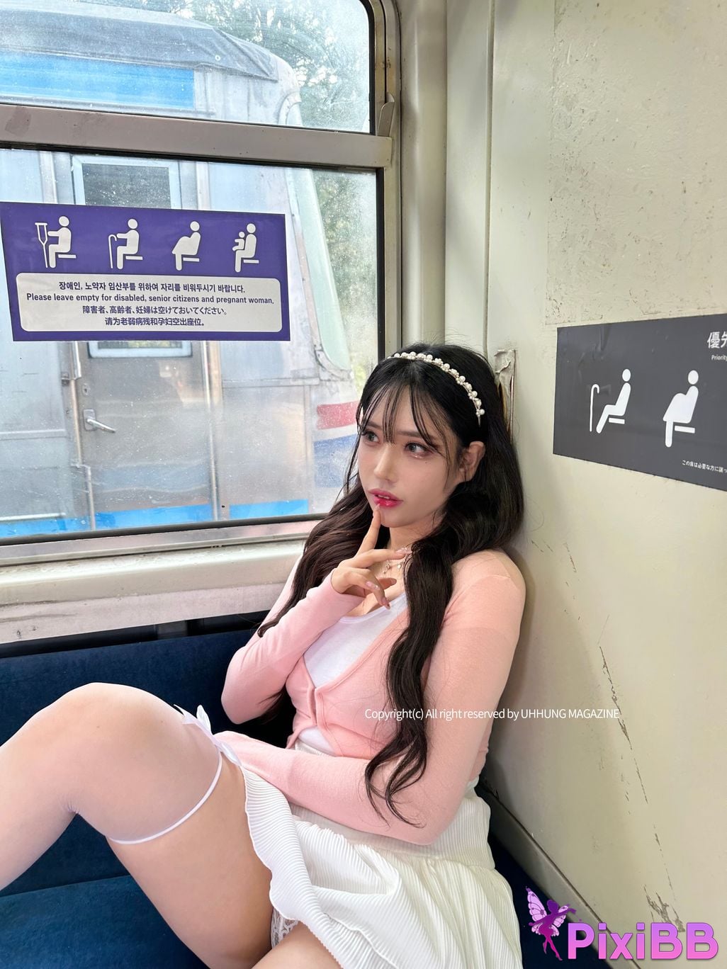 UHHUNG MAGAZINE Hani The Girlfriend on The Subway PixiBB.COM 018