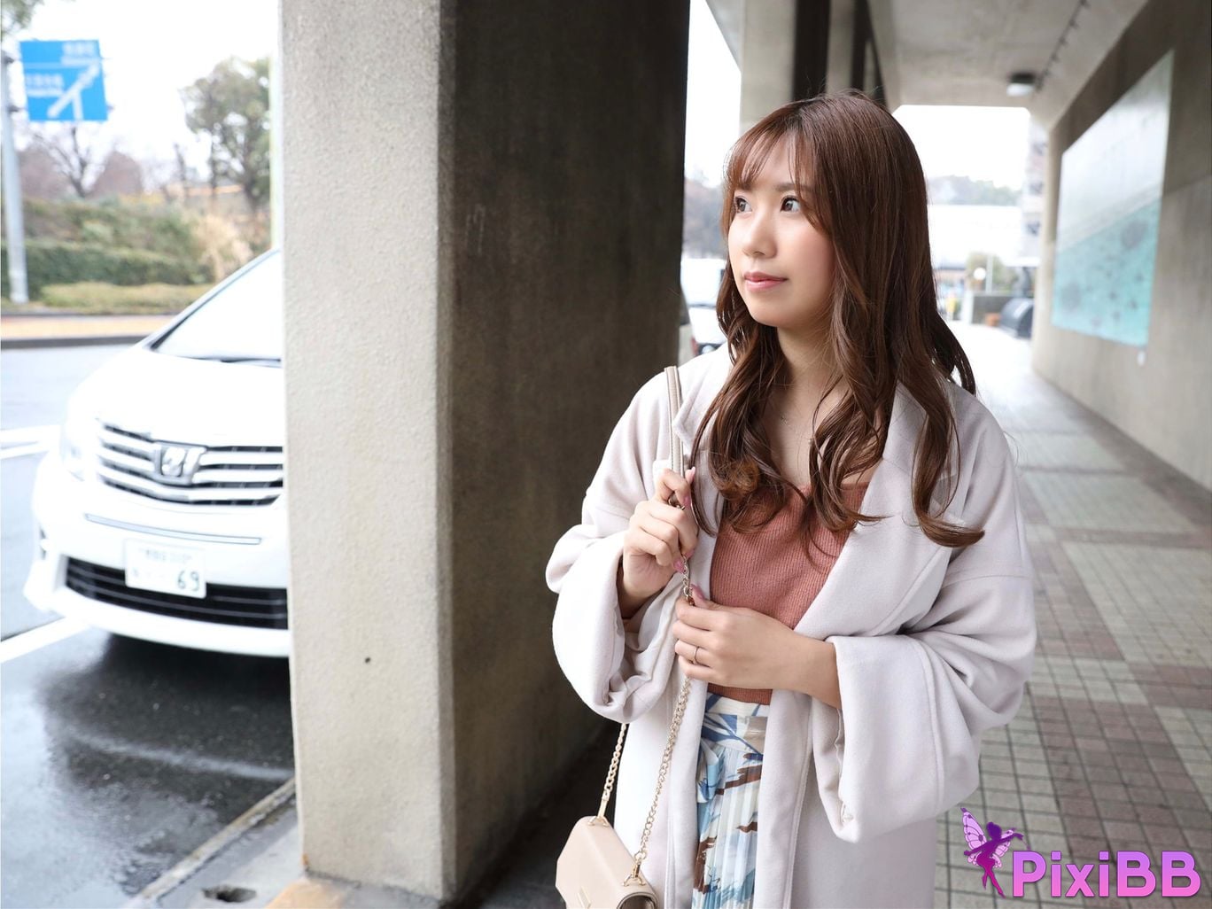 Japanese Idol Shion san A young wife who retains the innocence of a newly married woman. PixiBB.COM 003