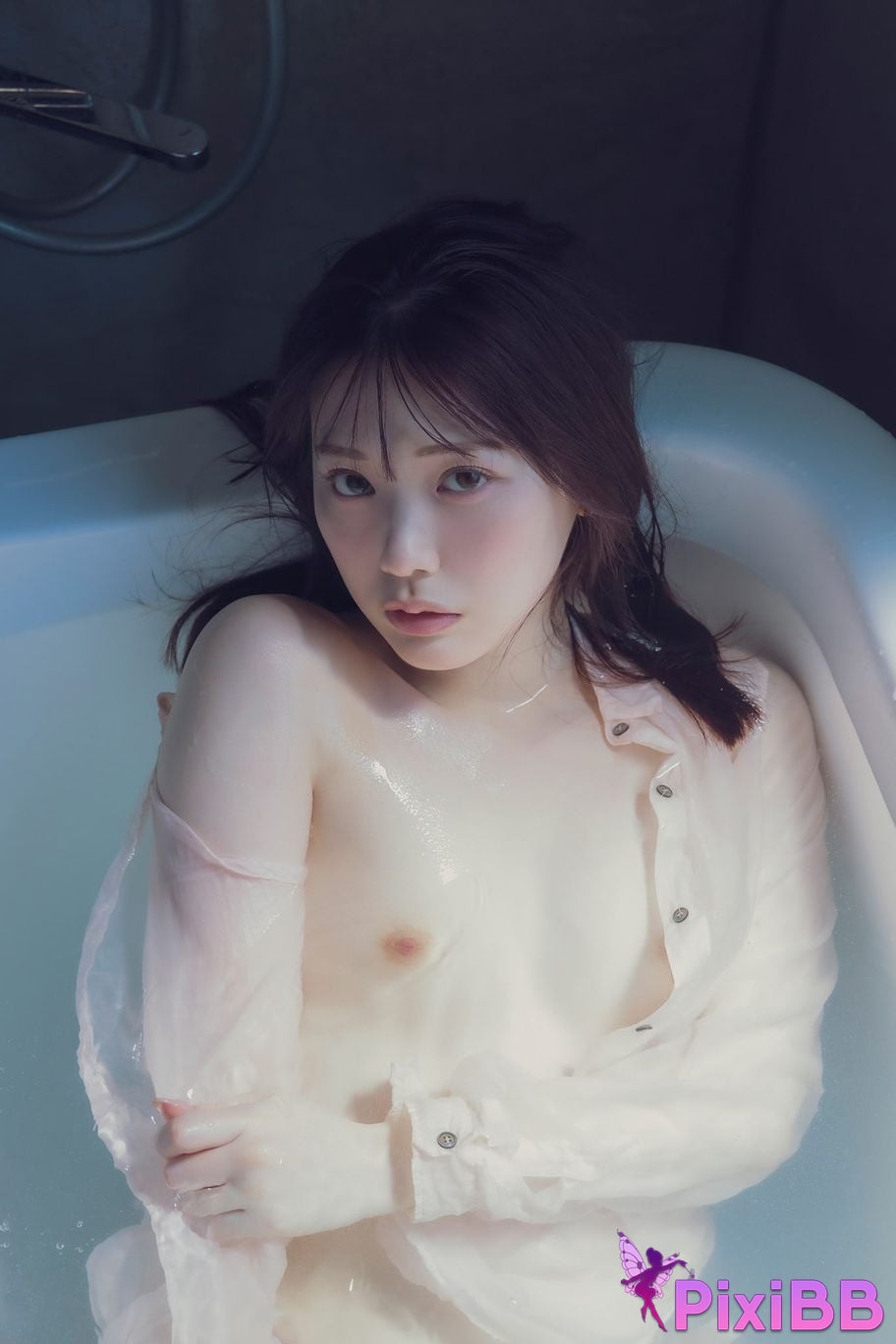 Japanese Idol Mio Ishikawa FRIDAY digital photo book Candy Pink Vol.3 100 Page super deluxe edition PixiBB.COM 043