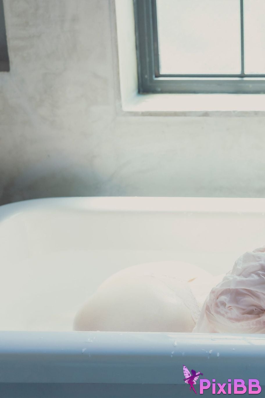 Japanese Idol Mio Ishikawa FRIDAY digital photo book Candy Pink Vol.3 100 Page super deluxe edition PixiBB.COM 056