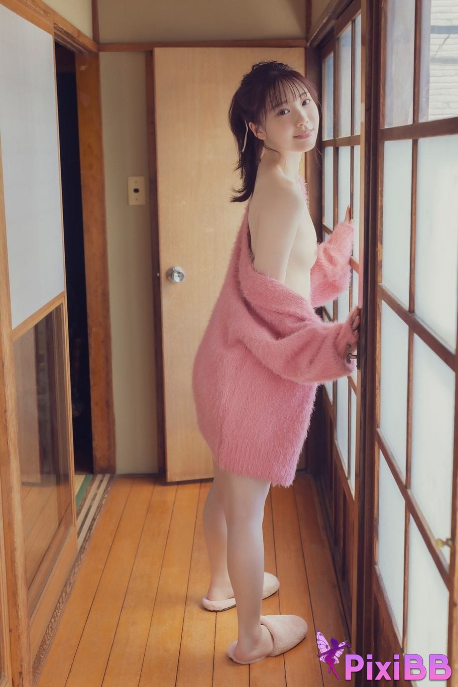Japanese Idol Mio Ishikawa FRIDAY digital photo book Candy Pink Vol.1 PixiBB.COM 003