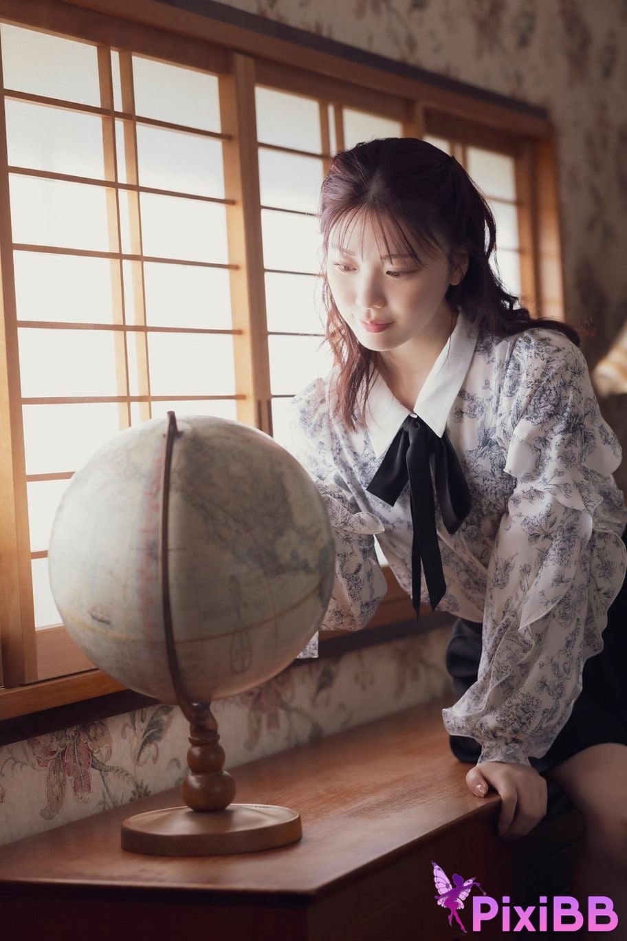 Japanese Idol Mio Ishikawa FRIDAY digital photo book Candy Pink Vol.1 PixiBB.COM 032