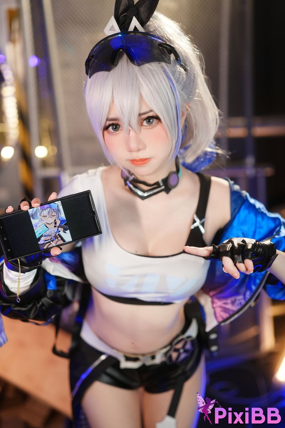 Sally Dorasnow Silver Wolf PixiBB.COM 1