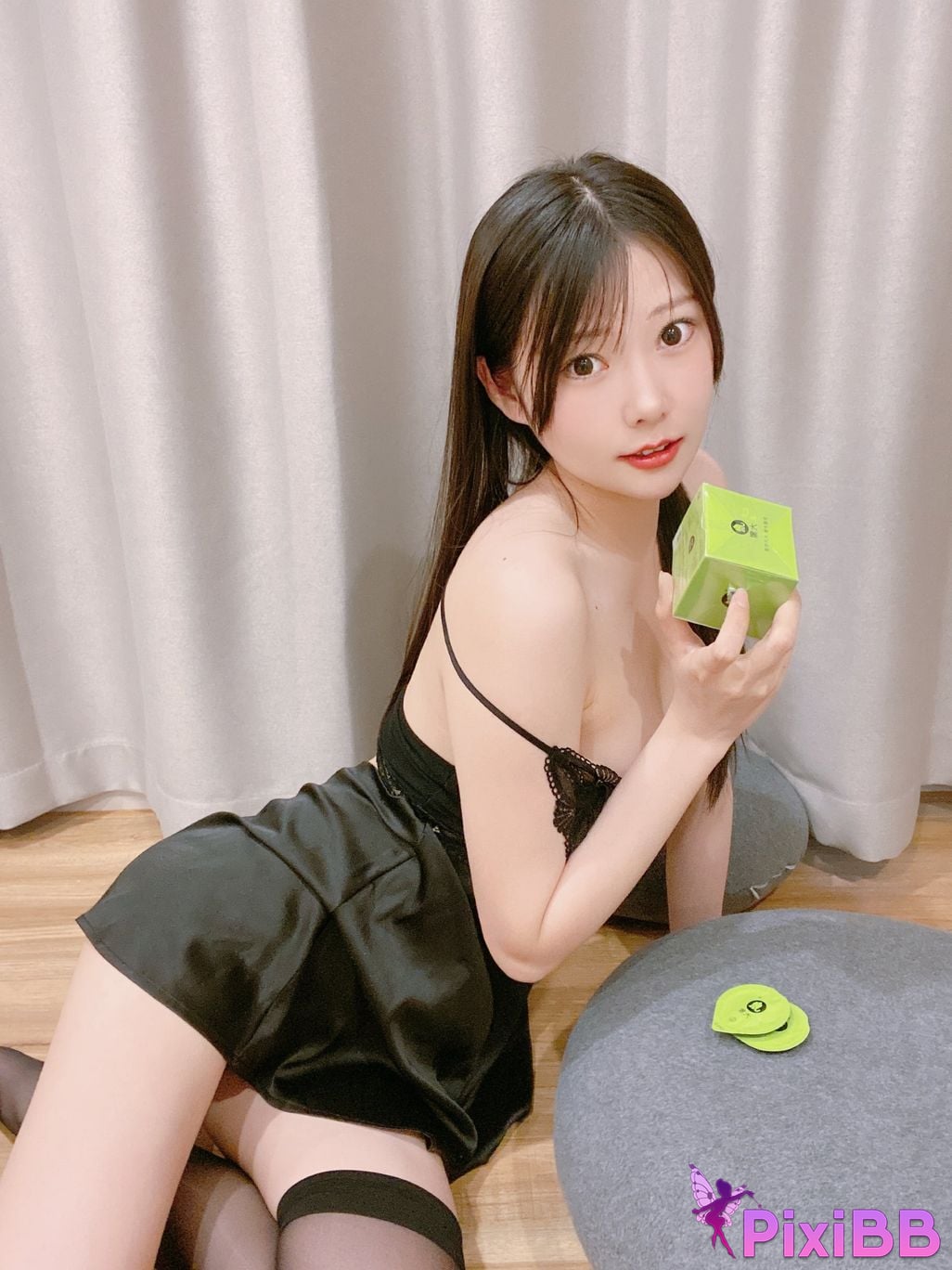 Cosplayer Vanilla Meow Lulu Elephant black suspender pajamas PixiBB.COM 025