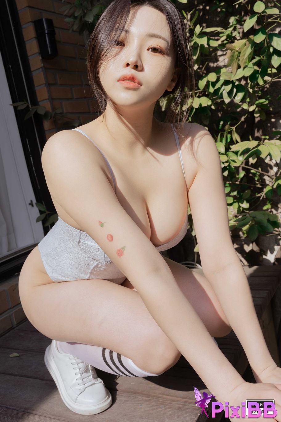 The leodg 180 sunny PixiBB.COM 045