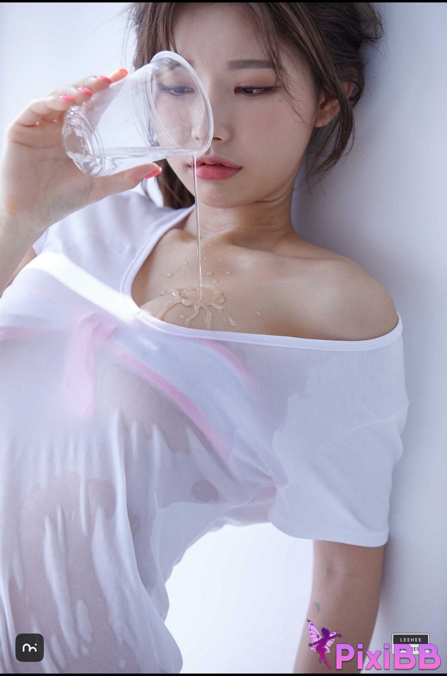 LE LEBE 229A U.Hwa PixiBB.COM 032