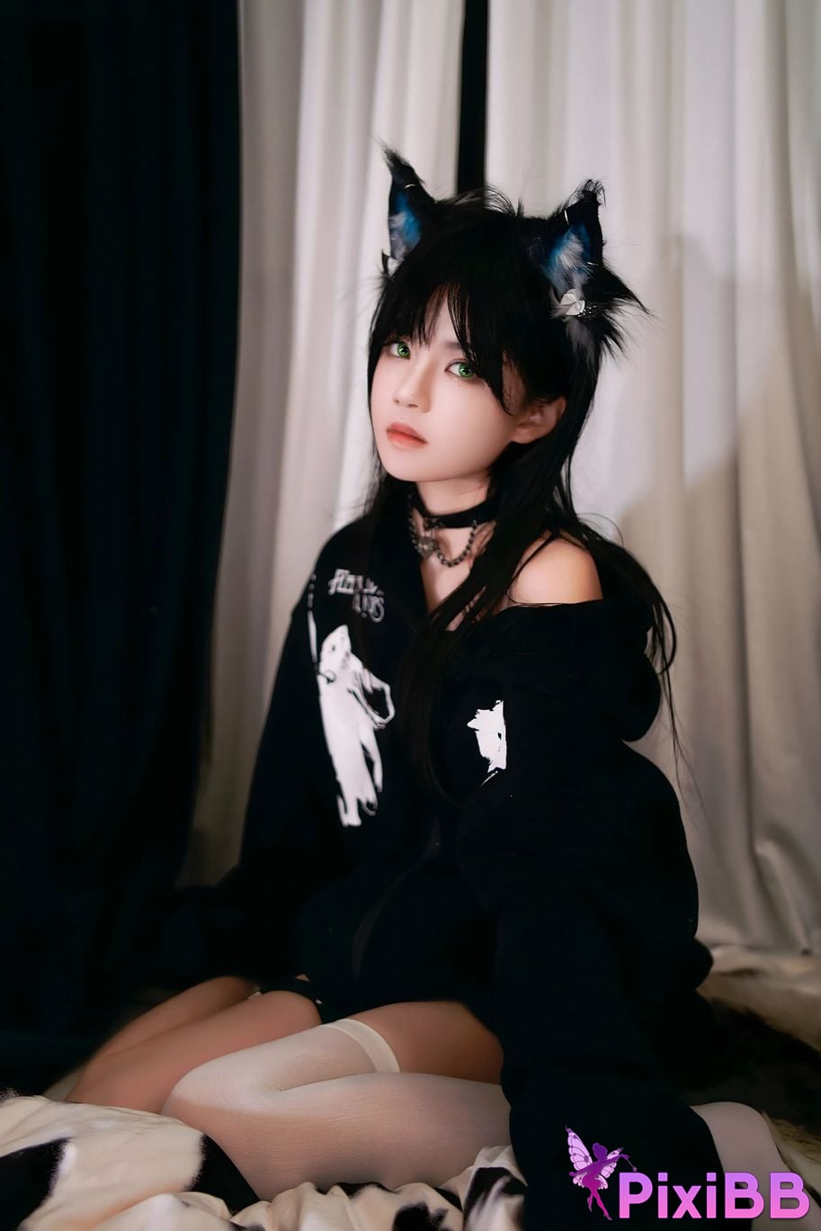 Cosplayer Sakura peach meow maine coon cat PixiBB.COM 004