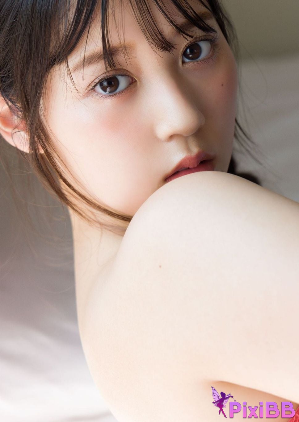 Japanese Idol Y uh na Tsukino Arina Digital only YJ PHOTO BOOK photo collection I s i t o k a y l b e n h u f S r 2 0 PixiBB.COM 024