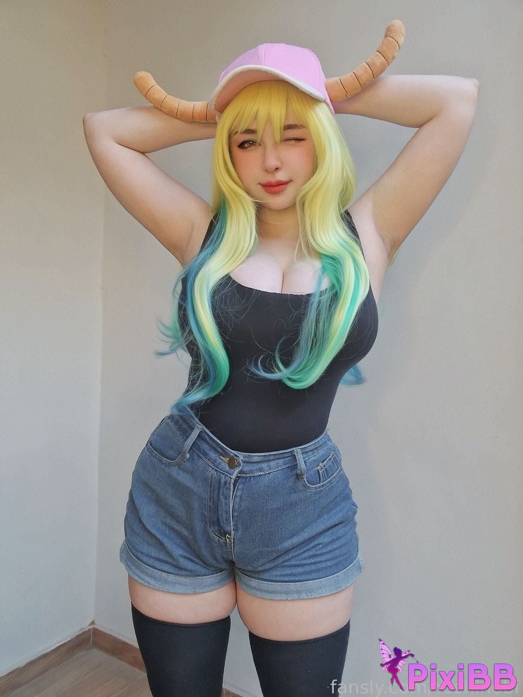 Yoshinobi Lucoa PixiBB.COM 25