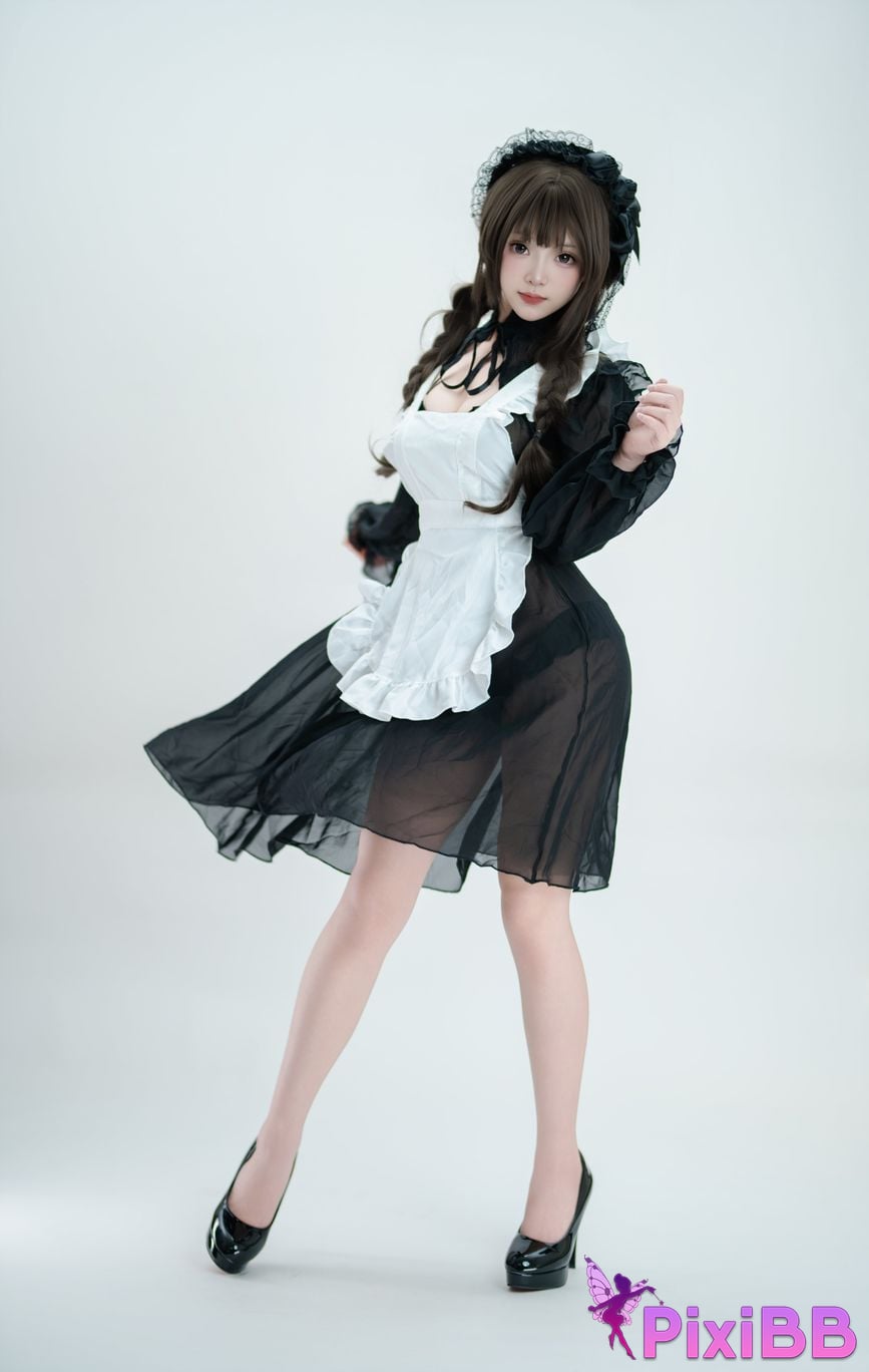 Cosplayer Bangni Bonnie Gun Maid PixiBB.COM 001