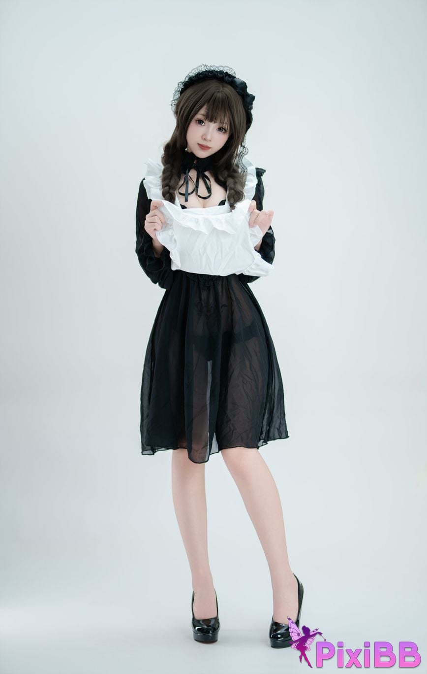 Cosplayer Bangni Bonnie Gun Maid PixiBB.COM 009