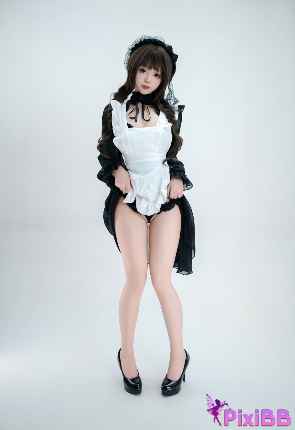 Cosplayer Bangni Bonnie Gun Maid PixiBB.COM 037