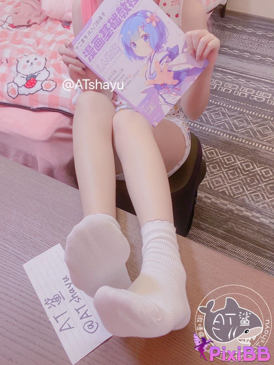 Cosplayer AT shark Home Shark PixiBB.COM 004