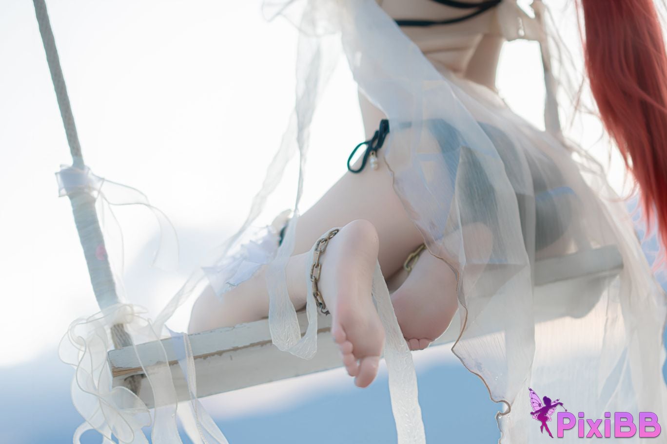 Cosplayer Zhiyue Etsu ko 2025 Year 12 Yue Zhen love close up bag PixiBB.COM 005