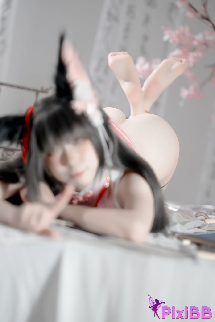 Cosplayer Zhiyue Etsu ko 2025 Year 12 Yue Zhen love close up bag PixiBB.COM 031