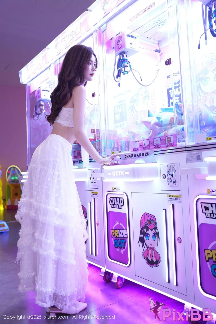 XIUREN No.10791 Shoot the cucumber girl PixiBB.COM 006