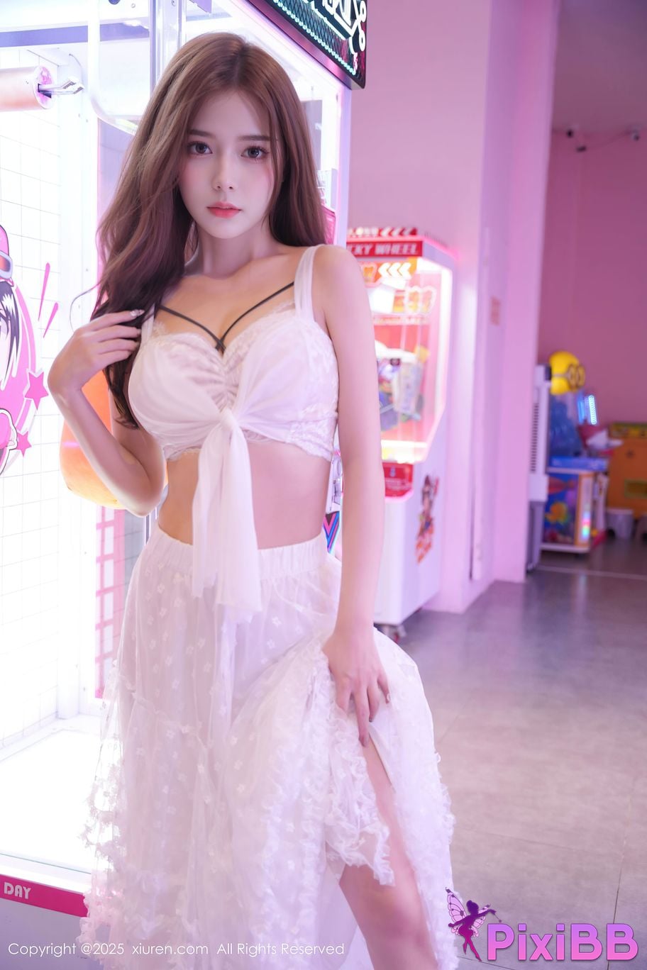 XIUREN No.10791 Shoot the cucumber girl PixiBB.COM 012