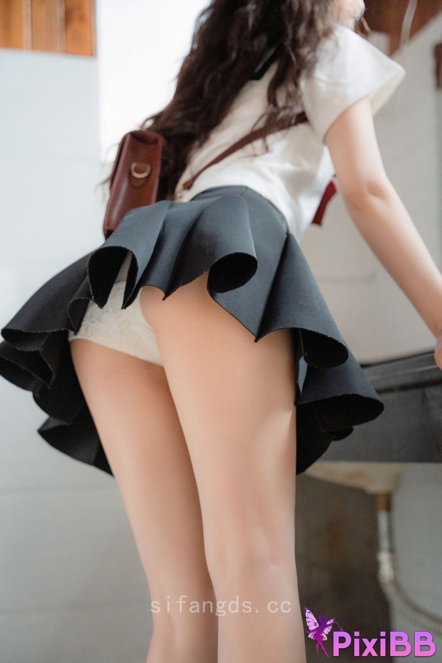 XR Uncensored Photographing cucumbers R18 XIUREN Model The perfect combination of innocence and vitality PixiBB.COM 020