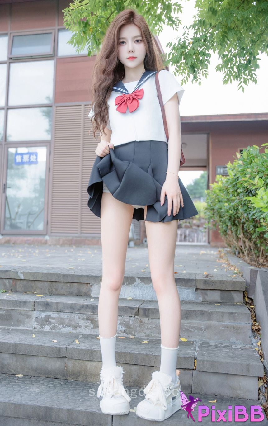 XR Uncensored Photographing cucumbers R18 XIUREN Model The perfect combination of innocence and vitality PixiBB.COM 023