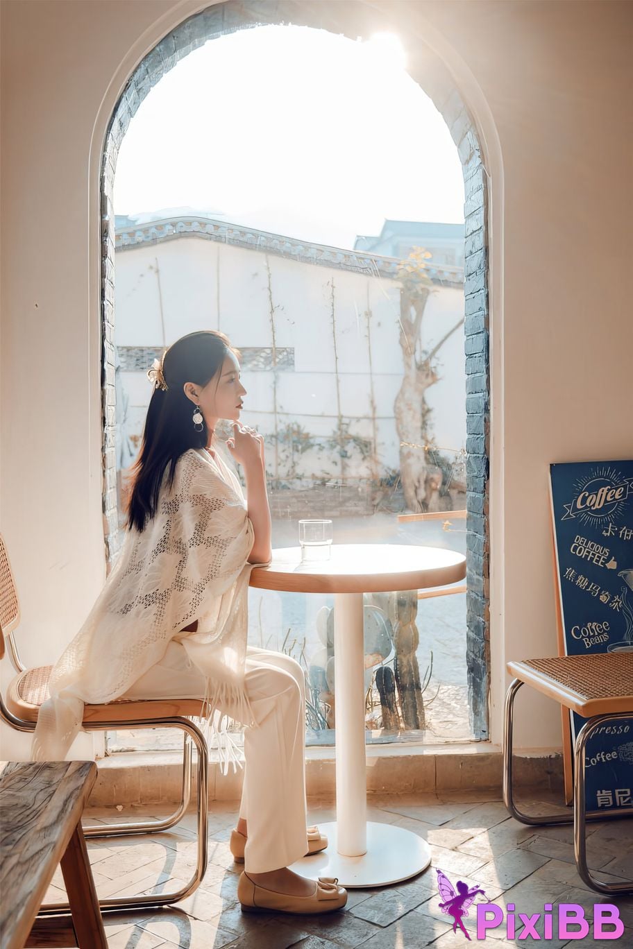 Coser Nnian PixiBB.COM 001