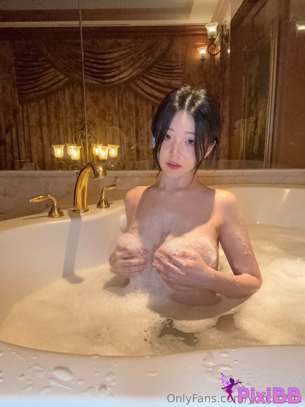 Yeon Woo Yeonwoo 2025.11 OnlyFans Collection PixiBB.COM 029