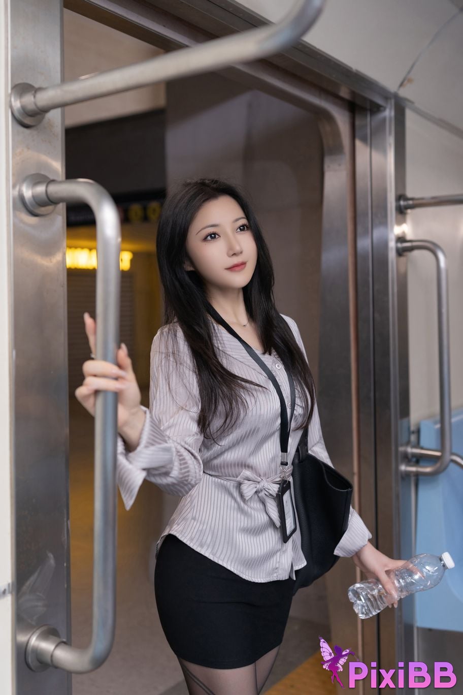 No watermark for in app purchases caviar Fish XIUREN model Hypnotic subway PixiBB.COM 011