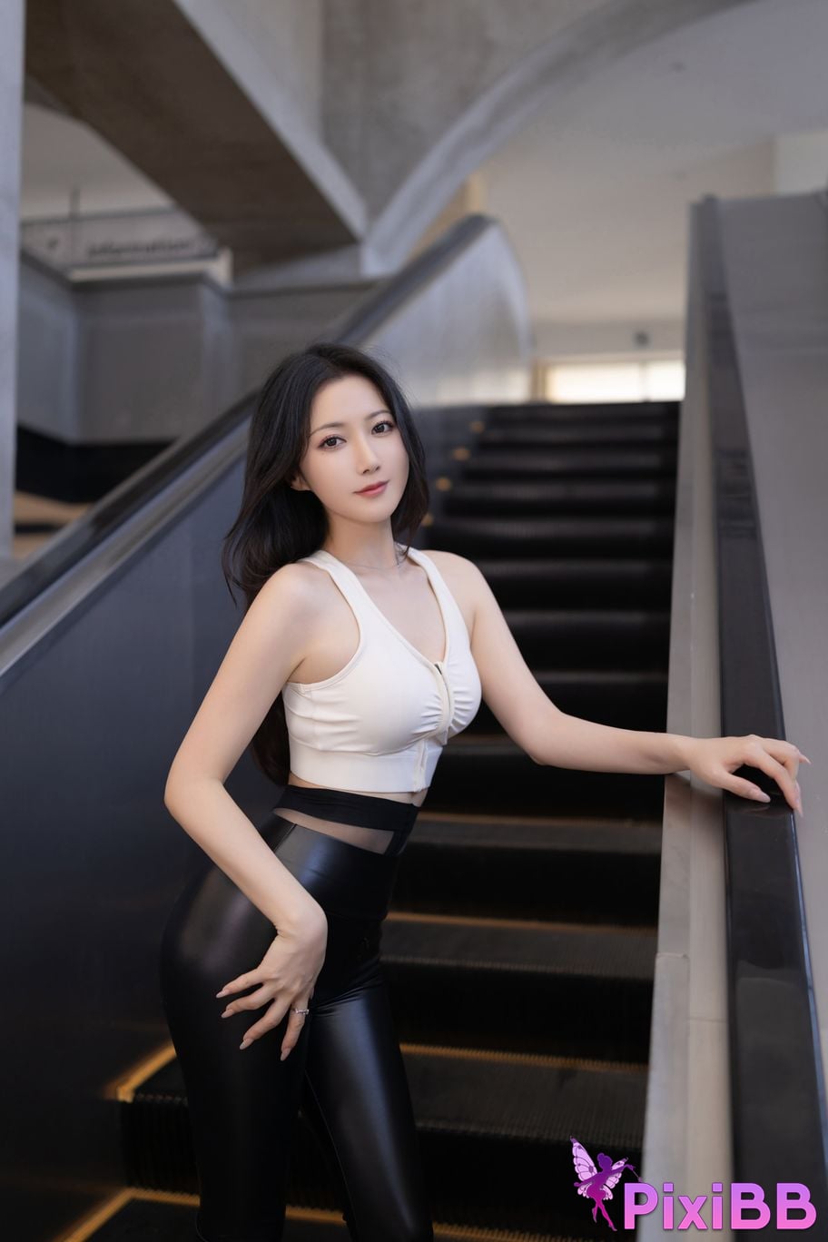 No watermark for in app purchases caviar Fish XIUREN model Baggage check PixiBB.COM 005