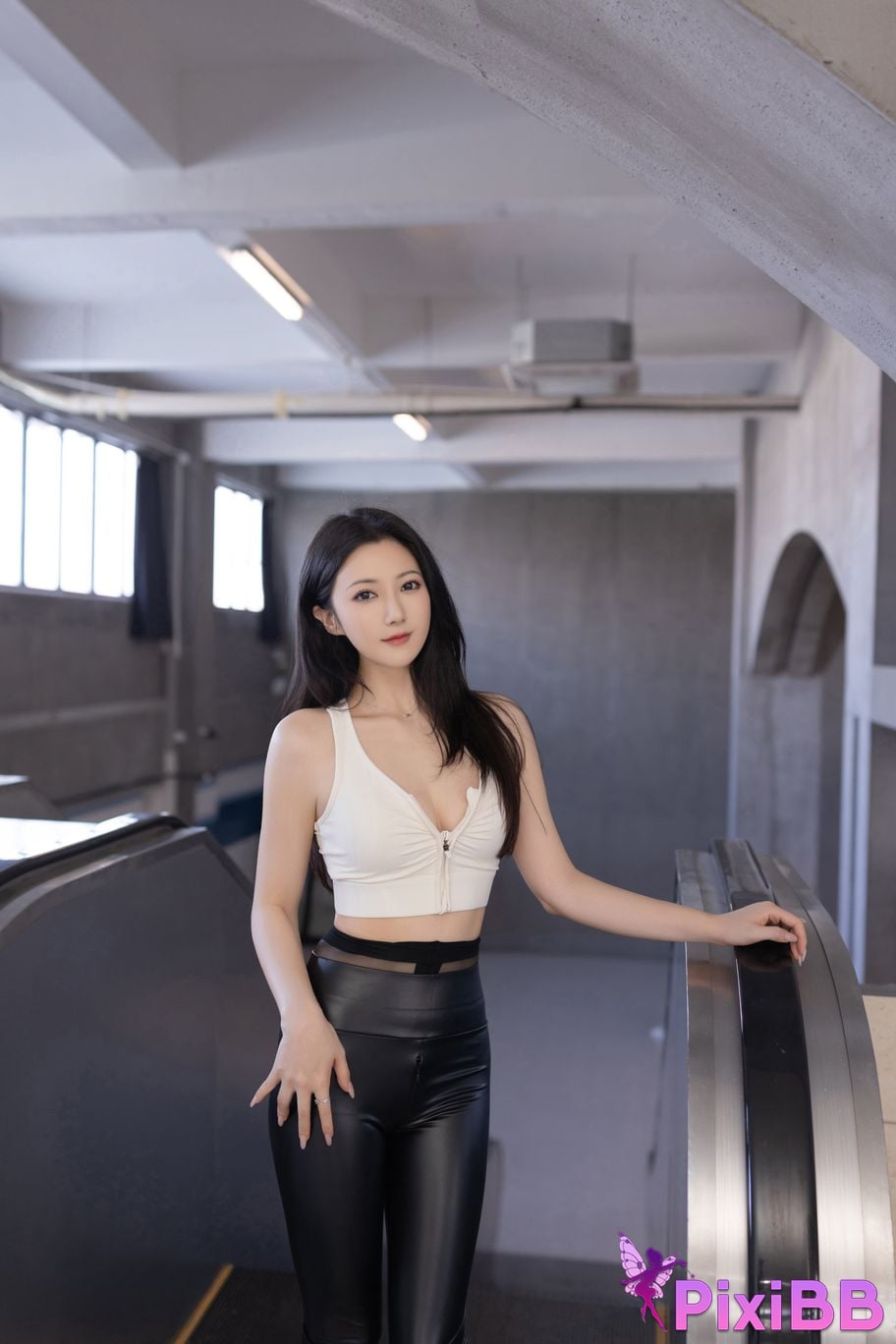 No watermark for in app purchases caviar Fish XIUREN model Baggage check PixiBB.COM 028