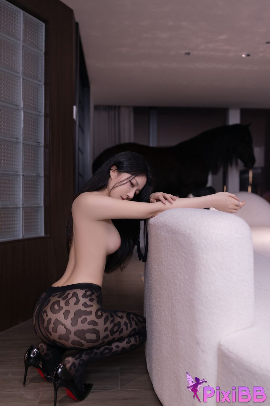 No watermark for in app purchases caviar Fish XIUREN model sexy silk PixiBB.COM 060