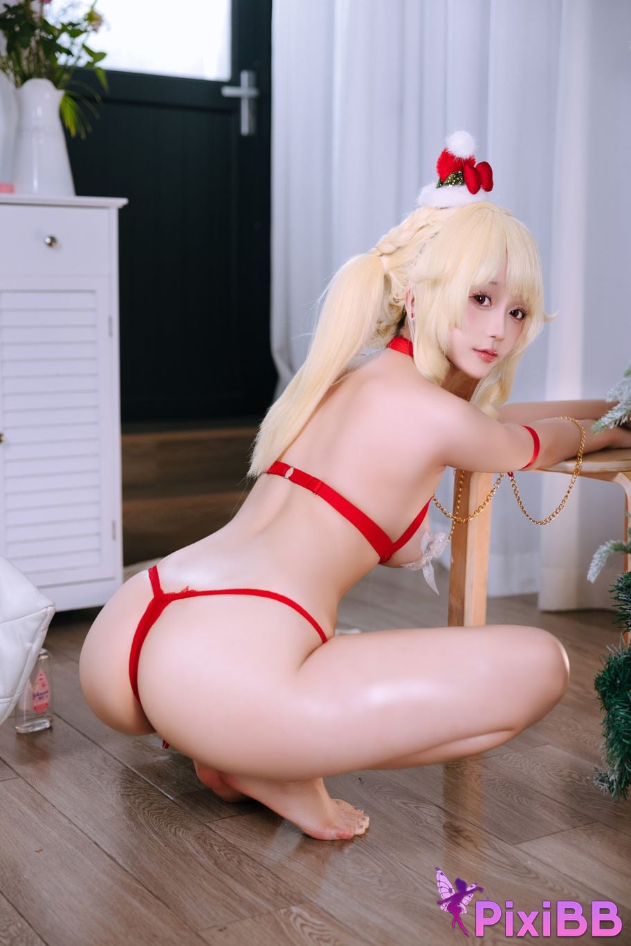 Cosplayer Hinajiao Christmas day PixiBB.COM 016