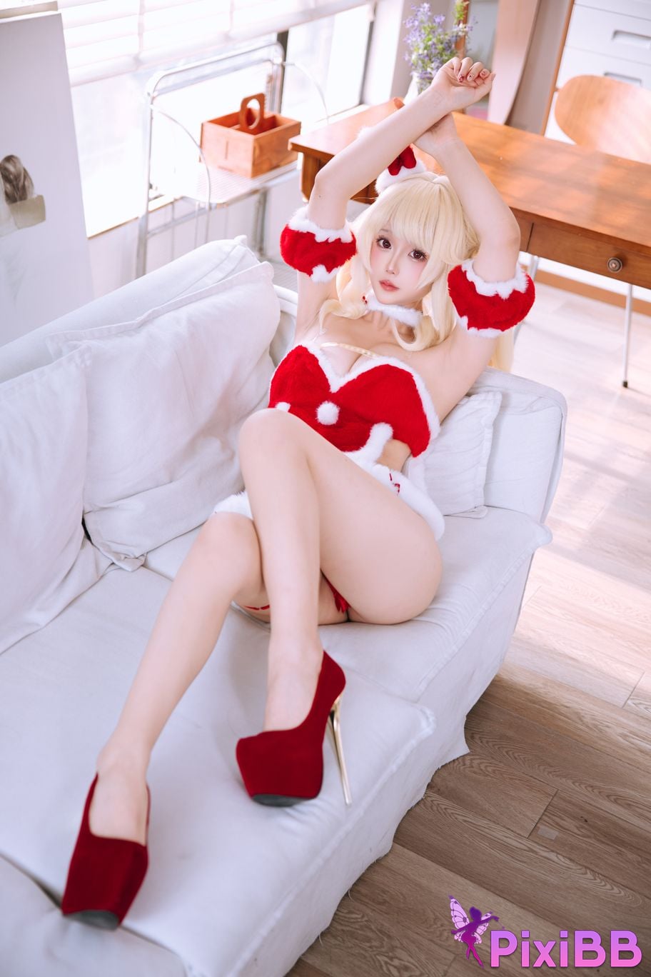 Cosplayer Hinajiao Christmas day PixiBB.COM 035