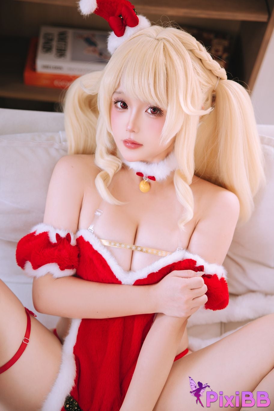 Cosplayer Hinajiao Christmas day PixiBB.COM 110