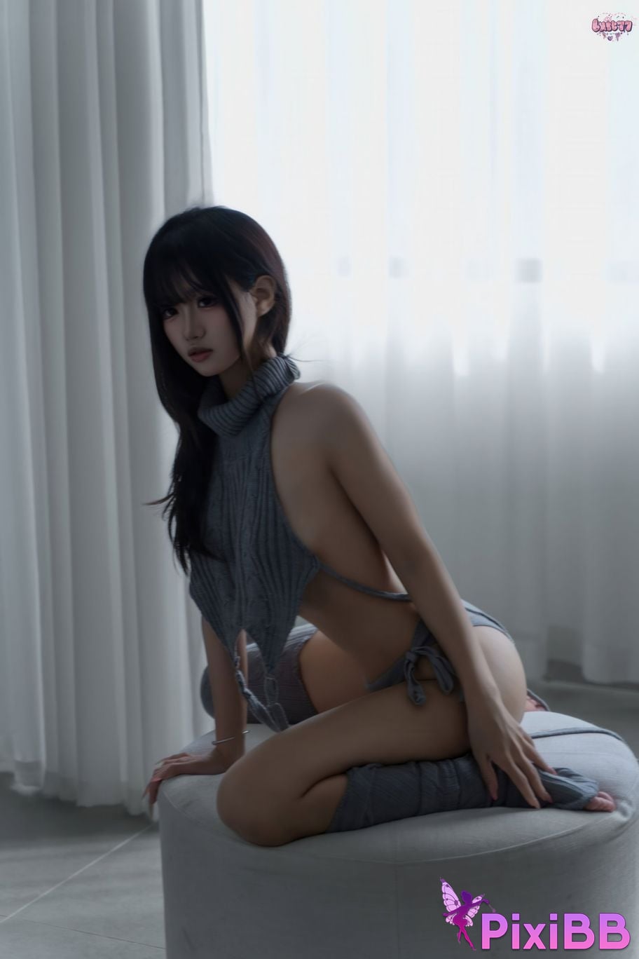 Cosplayer Qiqi be good home sweater PixiBB.COM 097