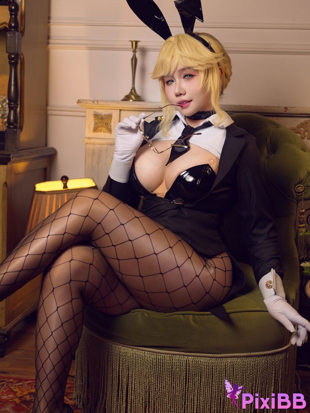 Cosplayer Mahua Sauce goddess of victory Nikki charity bunny girl PixiBB.COM 013