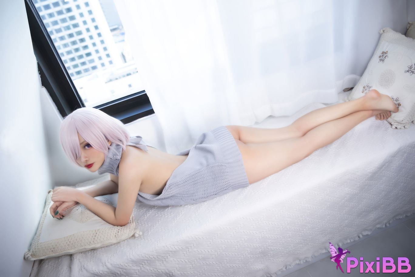 Cosplayer Luo Li LoLiSAMA Matthew backless sweater PixiBB.COM 023