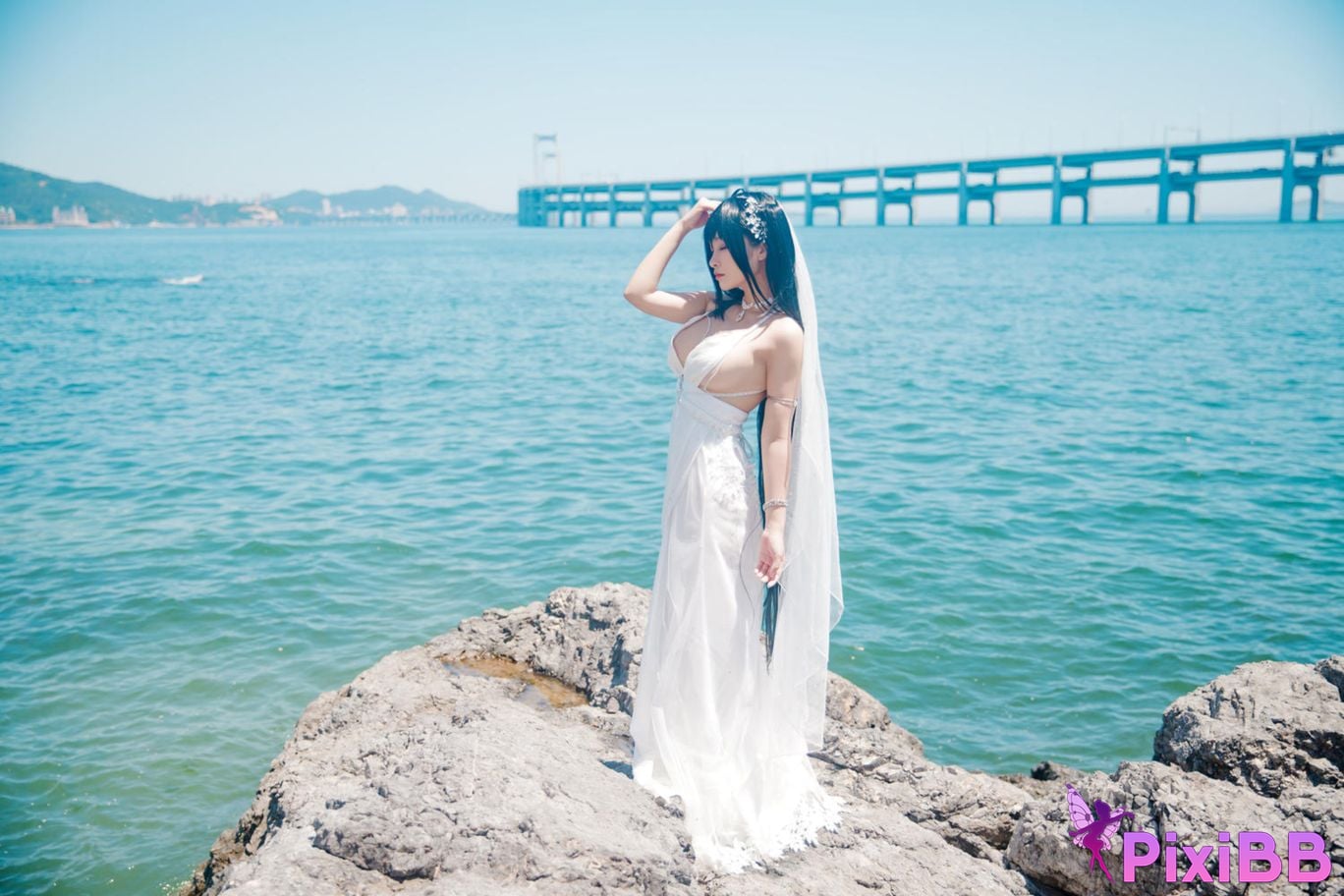 Cosplayer Luo Li LoLiSAMA big bride PixiBB.COM 003