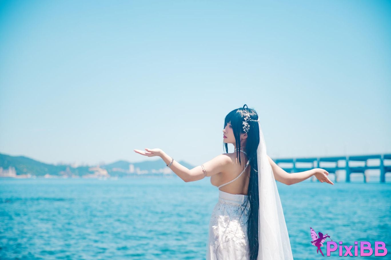 Cosplayer Luo Li LoLiSAMA big bride PixiBB.COM 004
