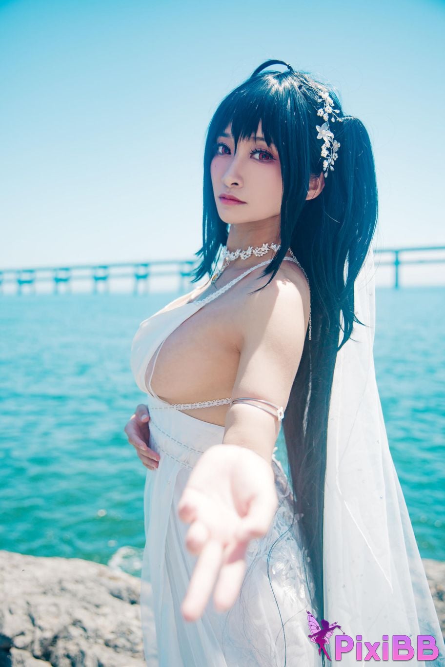 Cosplayer Luo Li LoLiSAMA big bride PixiBB.COM 006