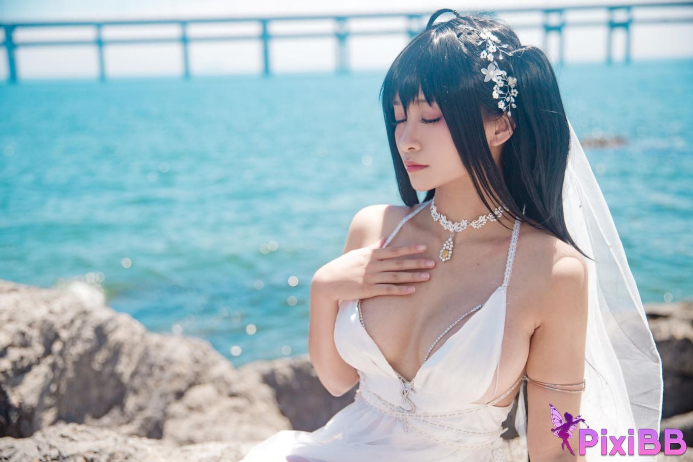 Cosplayer Luo Li LoLiSAMA big bride PixiBB.COM 015