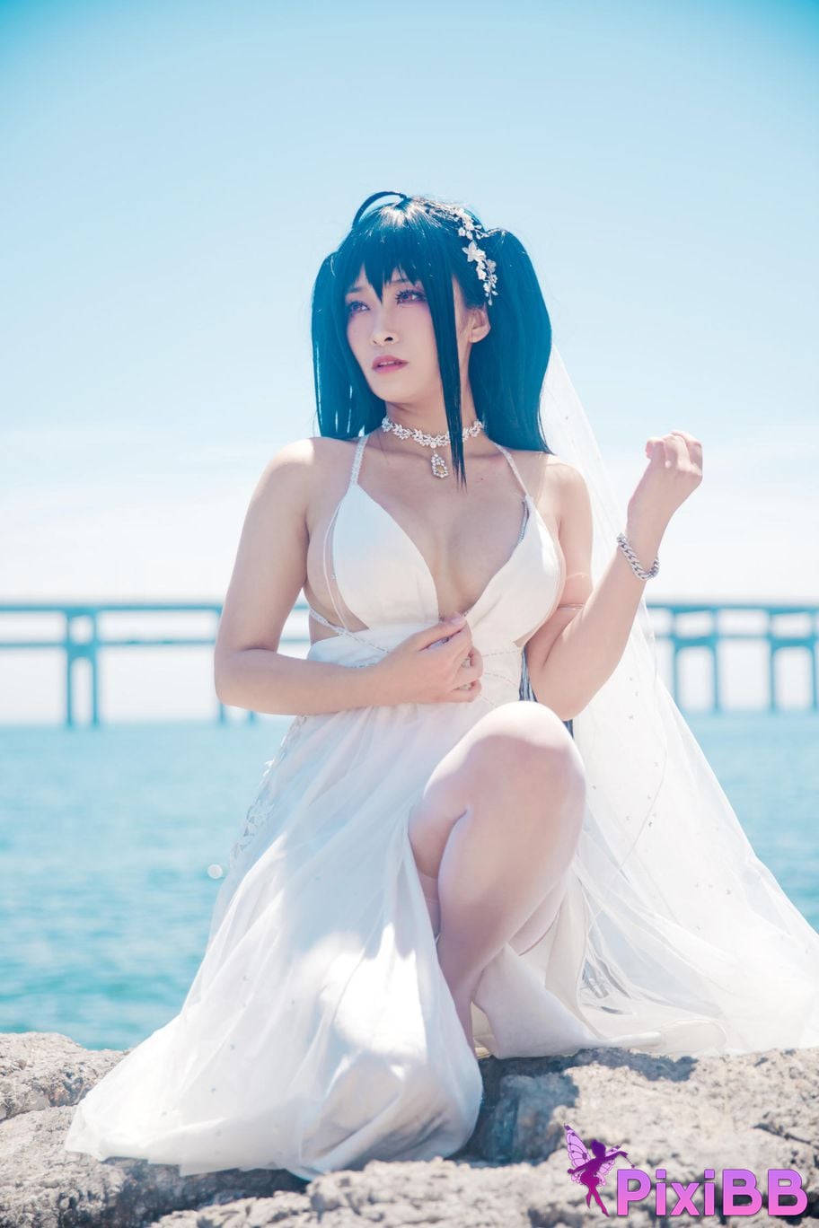 Cosplayer Luo Li LoLiSAMA big bride PixiBB.COM 021