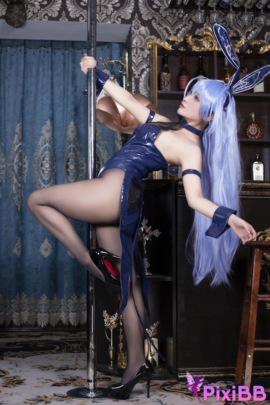 Cosplayer Luo Li LoLiSAMA Garden Bunny PixiBB.COM 014