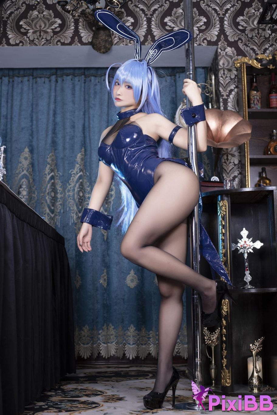 Cosplayer Luo Li LoLiSAMA Garden Bunny PixiBB.COM 015