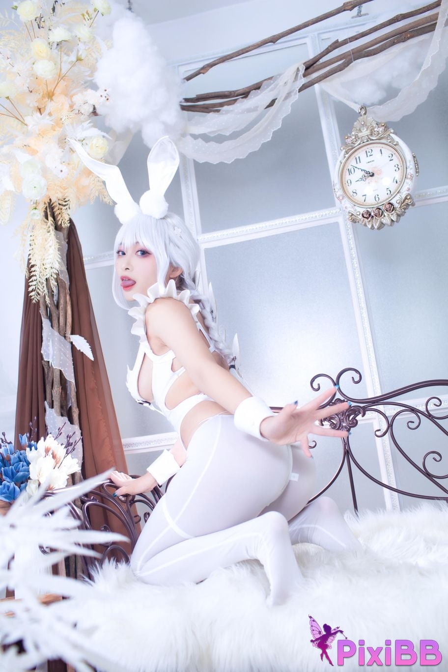 Cosplayer Luo Li LoLiSAMA azur lane vicious white rabbit PixiBB.COM 012