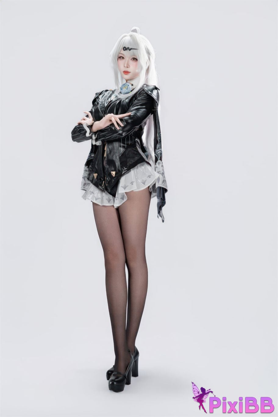 Cosplayer Senior Sister Xuan Xiao absolute zero Yixuan ink shaped traces PixiBB.COM 011